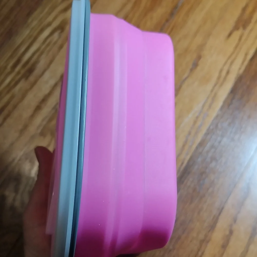 Pink Silicone Collapsible Lunch Dish with Lid & Utensil.